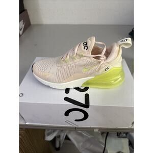 WOMEN'S SIZE 6 NIKE AIR MAX 270 GUAVA ICE